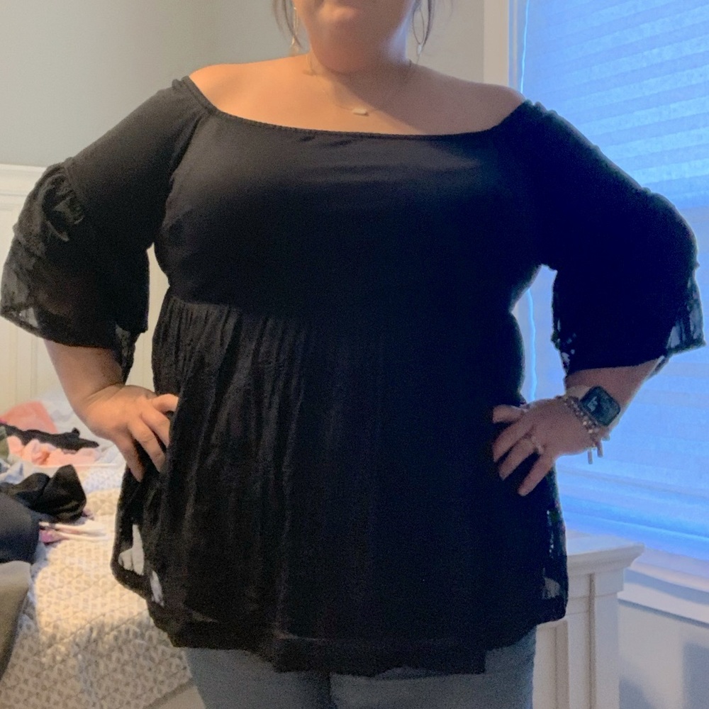 Off Shoulder/Bell Sleeve Eyelet top